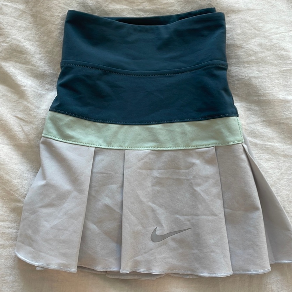 Nike tennis skirt